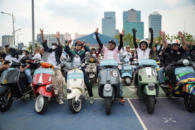 Đi Vespa không đơn giản là “chạy xe”, đó là một kiểu “trình diễn di sản”- Ảnh 11.