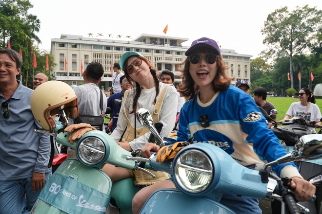 80 năm Vespa: Biểu tượng di sản khuấy động tinh thần trẻ tại Thủ Thiêm Riverstage!- Ảnh 17. 80 năm Vespa: Biểu tượng di sản khuấy động tinh thần trẻ tại Thủ Thiêm Riverstage!- Ảnh 17.