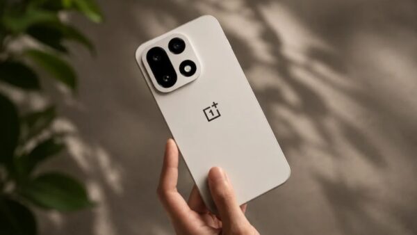 Oneplus sắp mở bán khắc chế cứng của Galaxy S26 Ultra, sở hữu màn siêu ấn tượng viền dưới 1mm