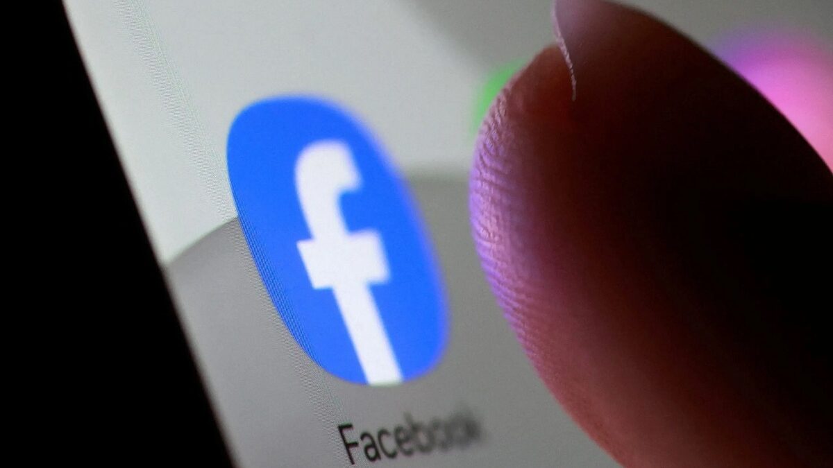 Facebook có đang âm thầm nghe lén người dùng hằng ngày?