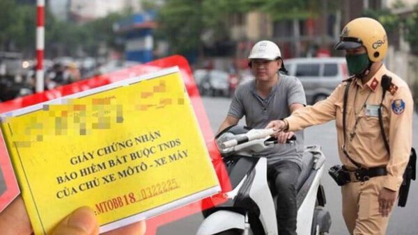 Tất cả người dân đang đi xe máy chú ý thông tin mới nhất về bảo hiểm bắt buộc