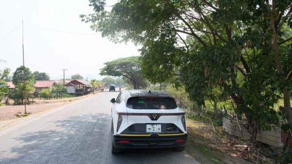 Nhờ xe điện mà càng thêm tự tin đưa con nhỏ đi “phượt” xuyên quốc gia: Đặc quyền của chiếc “nhà nghỉ di động”