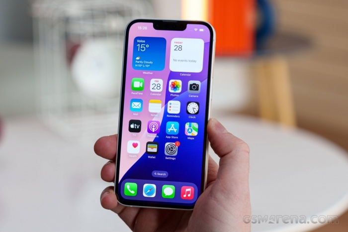 iphone-16e-rv-11-1