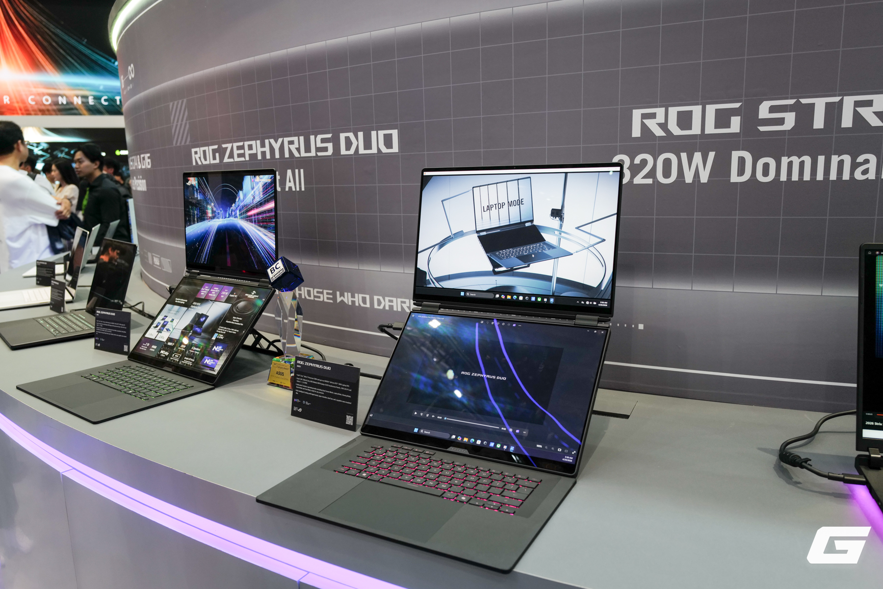 Dạo quanh gian hàng ASUS ROG tại Computex 2026: Laptop SCAR 18 với màn 4K 240Hz, Xbox Ally kỷ niệm 20 năm và concept handheld đầy hứa hẹn - Ảnh 4.