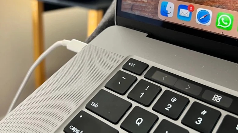 use-and-store-it-in-extreme-heat-1784089757602-1784089757975277342272
