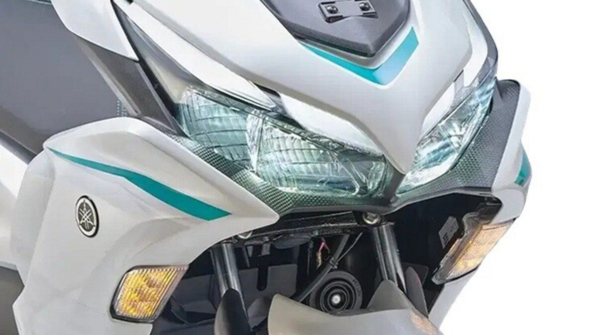 Xe tay ga điện thể thao Yamaha ra mắt, một lần sạc chạy 117 km