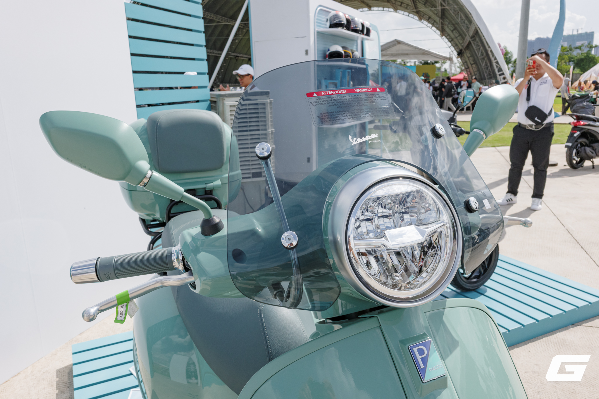 Vespa mang bộ sưu tập 80 năm khuấy động Vietnam Scooters Fest 2026- Ảnh 18. Vespa mang bộ sưu tập 80 năm khuấy động Vietnam Scooters Fest 2026- Ảnh 18.