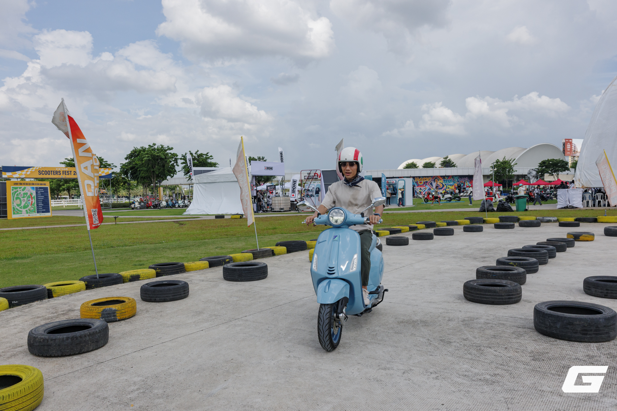 Vespa mang bộ sưu tập 80 năm khuấy động Vietnam Scooters Fest 2026- Ảnh 8. Vespa mang bộ sưu tập 80 năm khuấy động Vietnam Scooters Fest 2026- Ảnh 8.