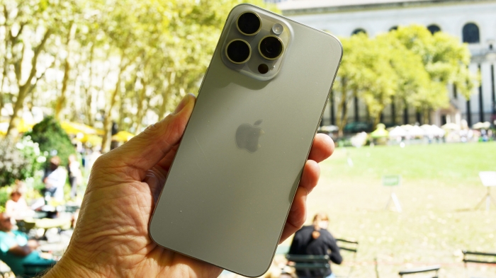 iphone-16-pro-max-1 iphone-16-pro-max
