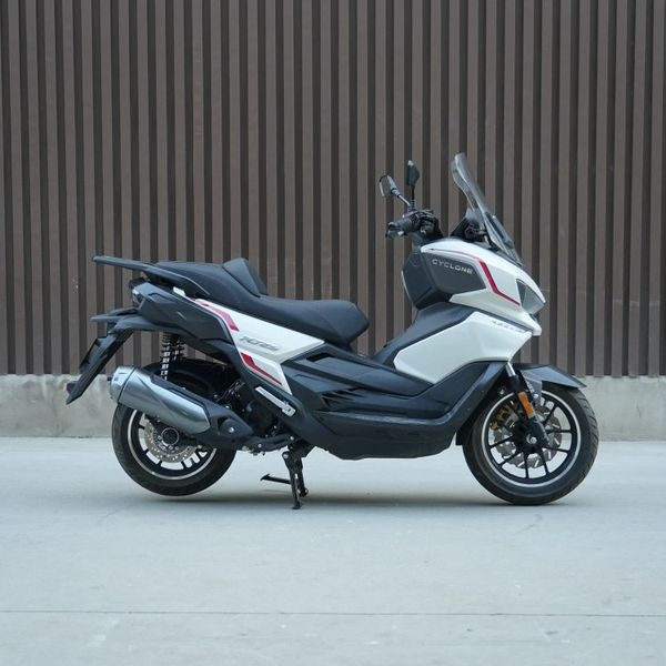 250cc, ABS, TCS, radar nhưng giá hơn 58 triệu đồng: Chiếc xe này đang khuấy đảo thị trường?- Ảnh 2.
