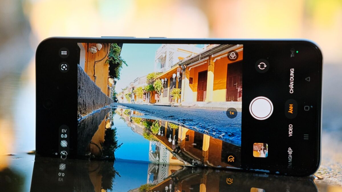 Camera Trip Hội An một sớm thu trong trẻo cùng OPPO A7 Pro 5G: Khi mỗi khoảnh khắc đều là một tác phẩm