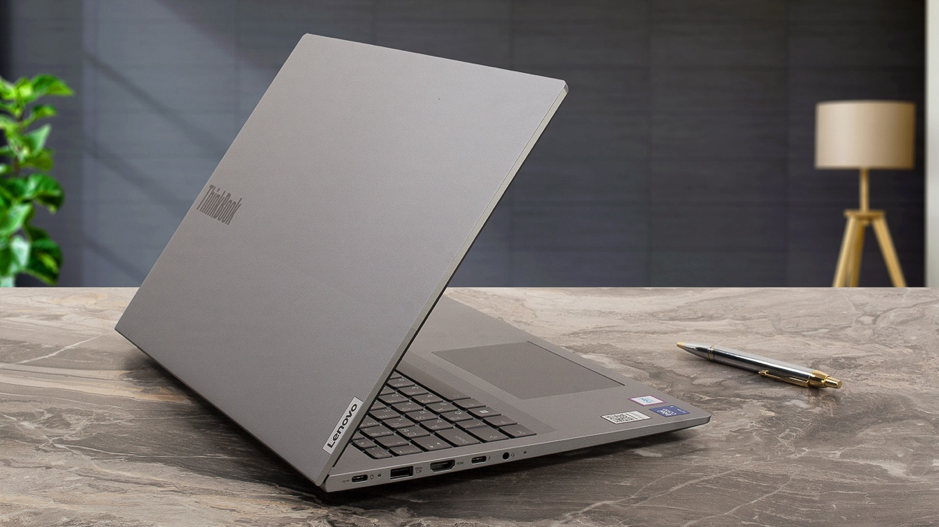 Lenovo ThinkBook vs LOQ: Đâu là sự chọn lựa tối ưu cho đồ họa