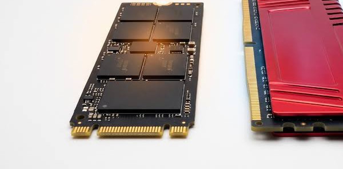 Tại sao ổ SSD bị hao mòn trong khi bộ nhớ RAM gần như bất tử